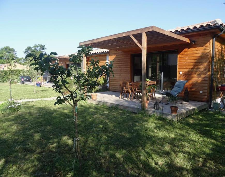 Beau 2 Pieces Avec Jardin Dans Villa A Mougins. 외부 사진